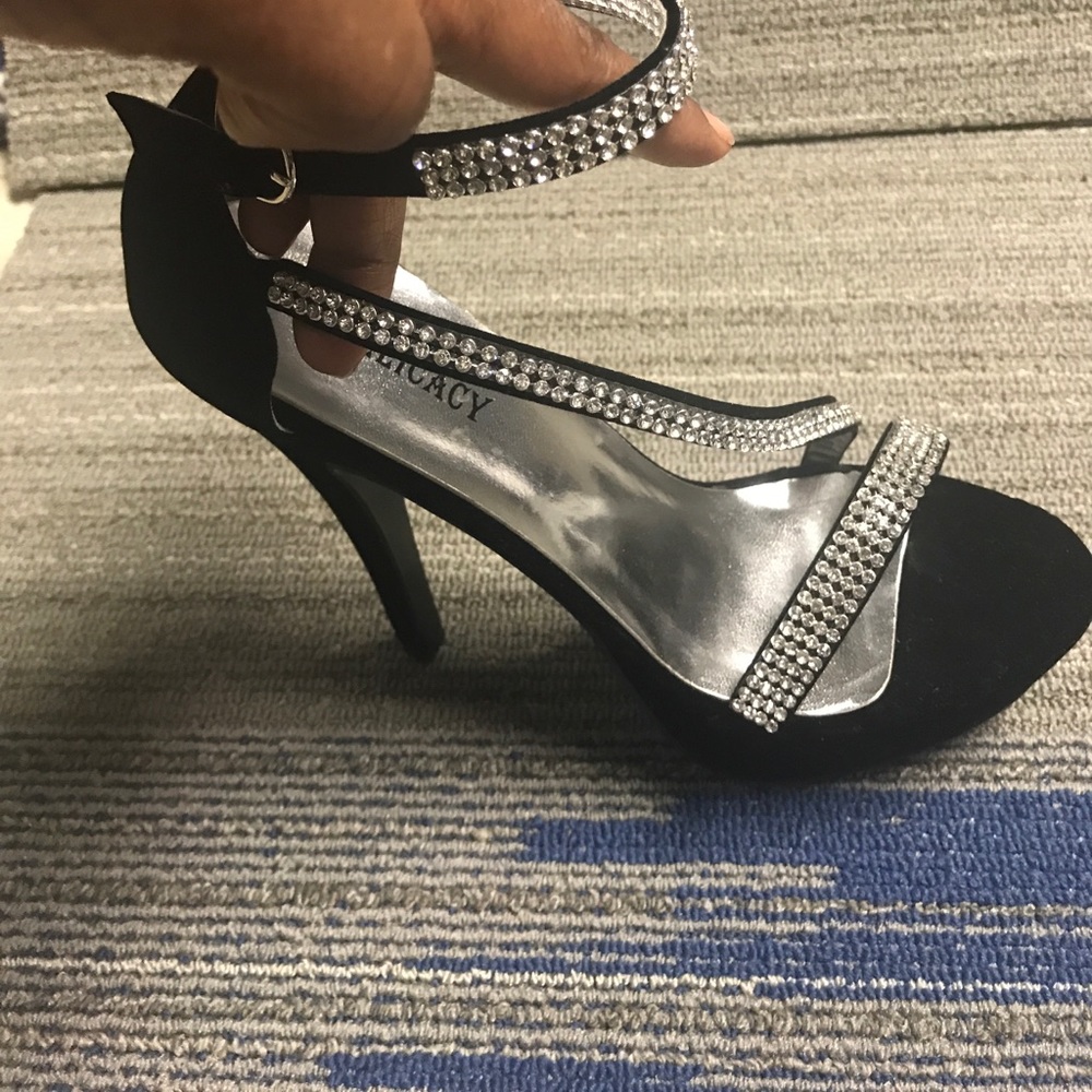 Delicacy Black velveteen Rhinestone heels